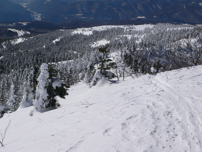 12:00 2331m<br />
